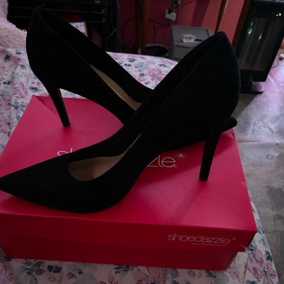 Heels - Picture 2 of 4